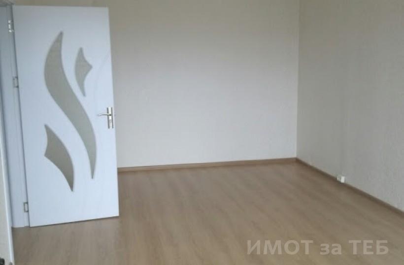 Виж още... - Продава апартамент в Шумен