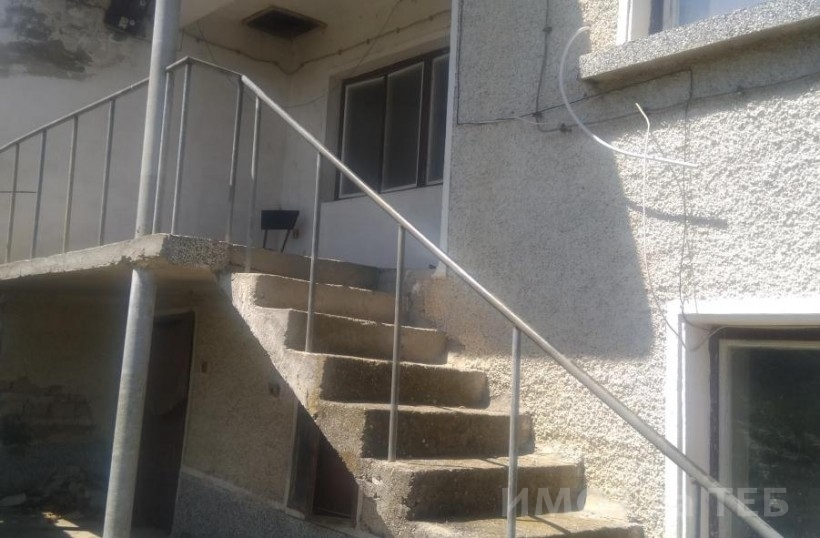 Read more... - For sale house in Shumen